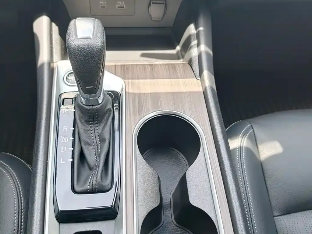Nissan Teana 2022 из CN, фото 7