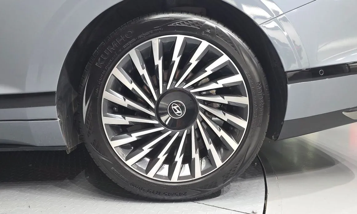 Hyundai Grandeur — фото 9