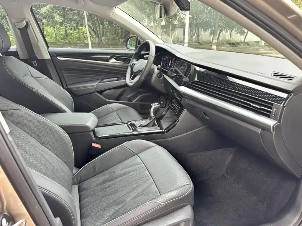 Volkswagen Passat — фото 5