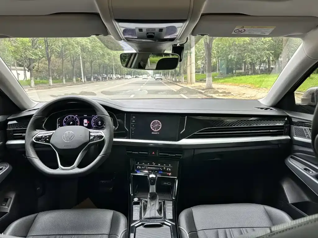 Volkswagen Passat — фото 7
