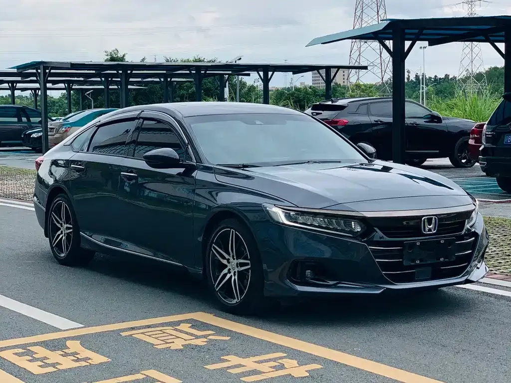 Honda Accord — фото 3
