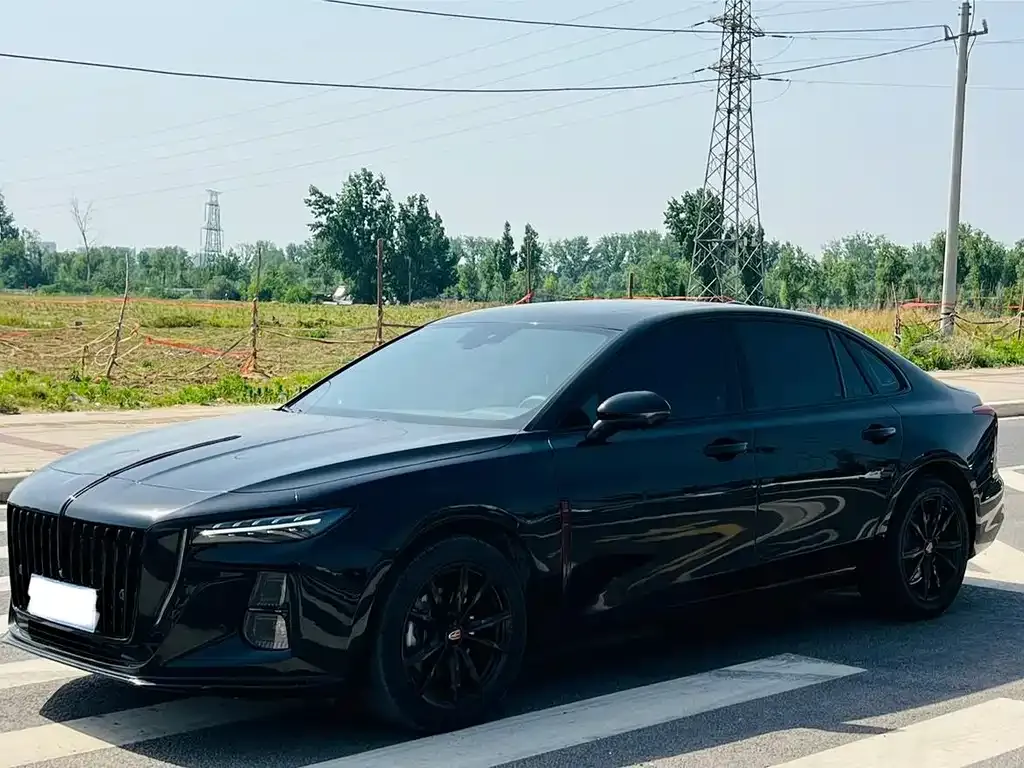 Hongqi H5 — фото 1