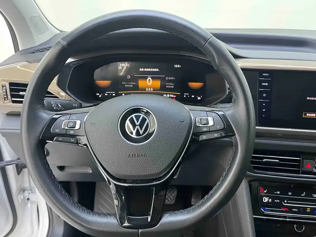 Volkswagen Tharu — фото 10