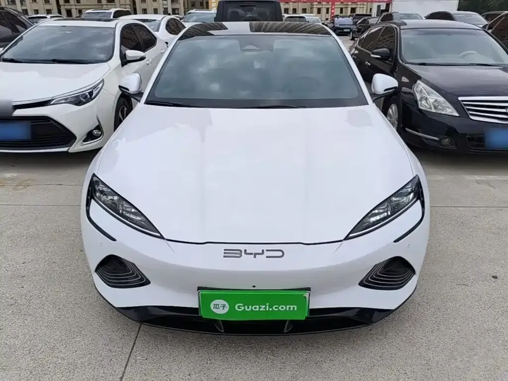 BYD Seal — фото 4