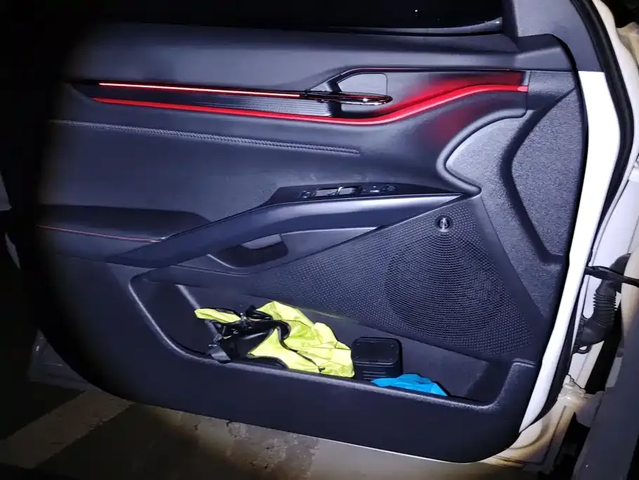 Ford Mondeo — фото 9