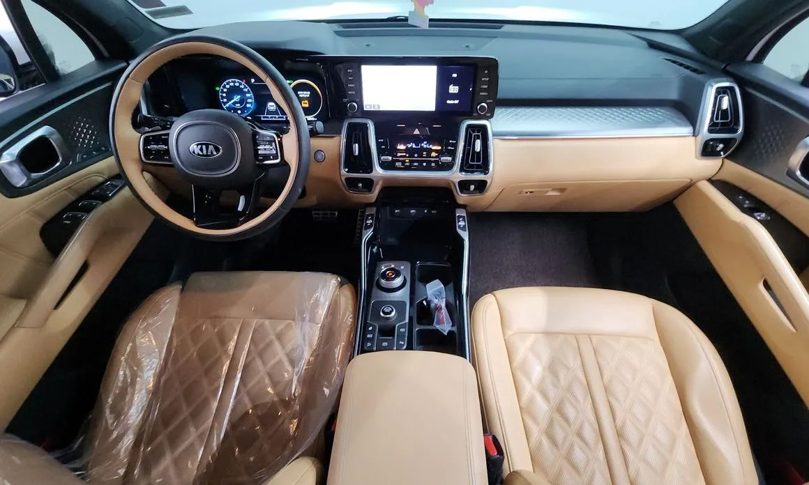 Kia Sorento — фото 10