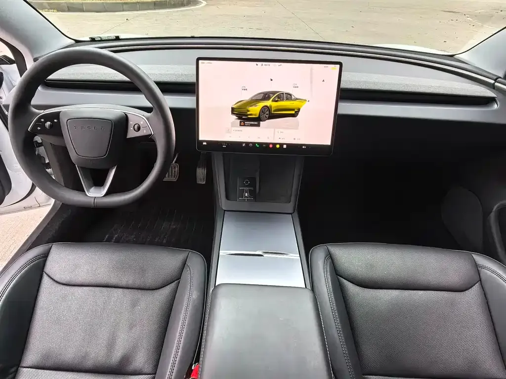 Tesla Model 3 — фото 9