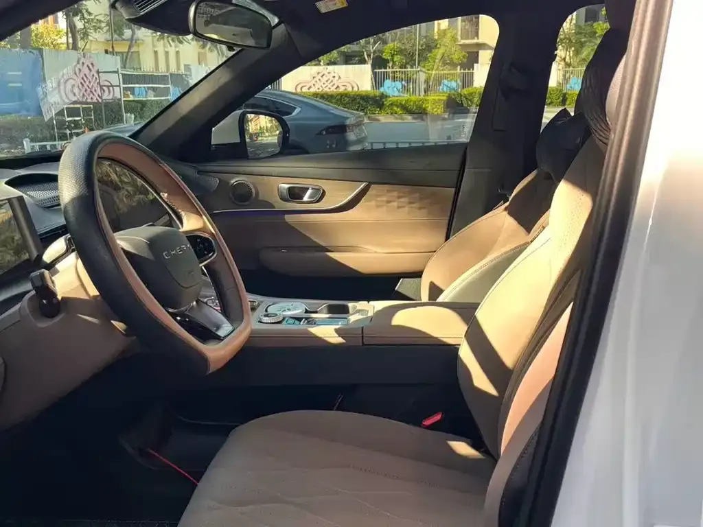 Chery Tiggo 8 PLUS — фото 2