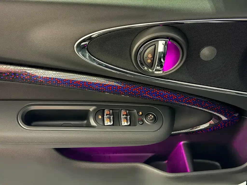 MINI Clubman — фото 9