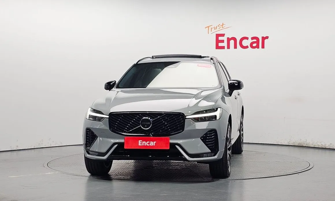 Volvo XC60 — фото 5
