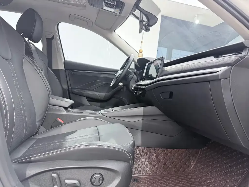 Skoda Octavia — фото 10