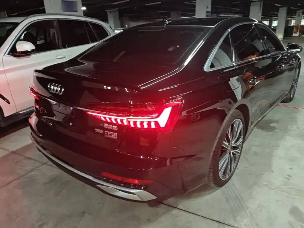 Audi A6L — фото 6