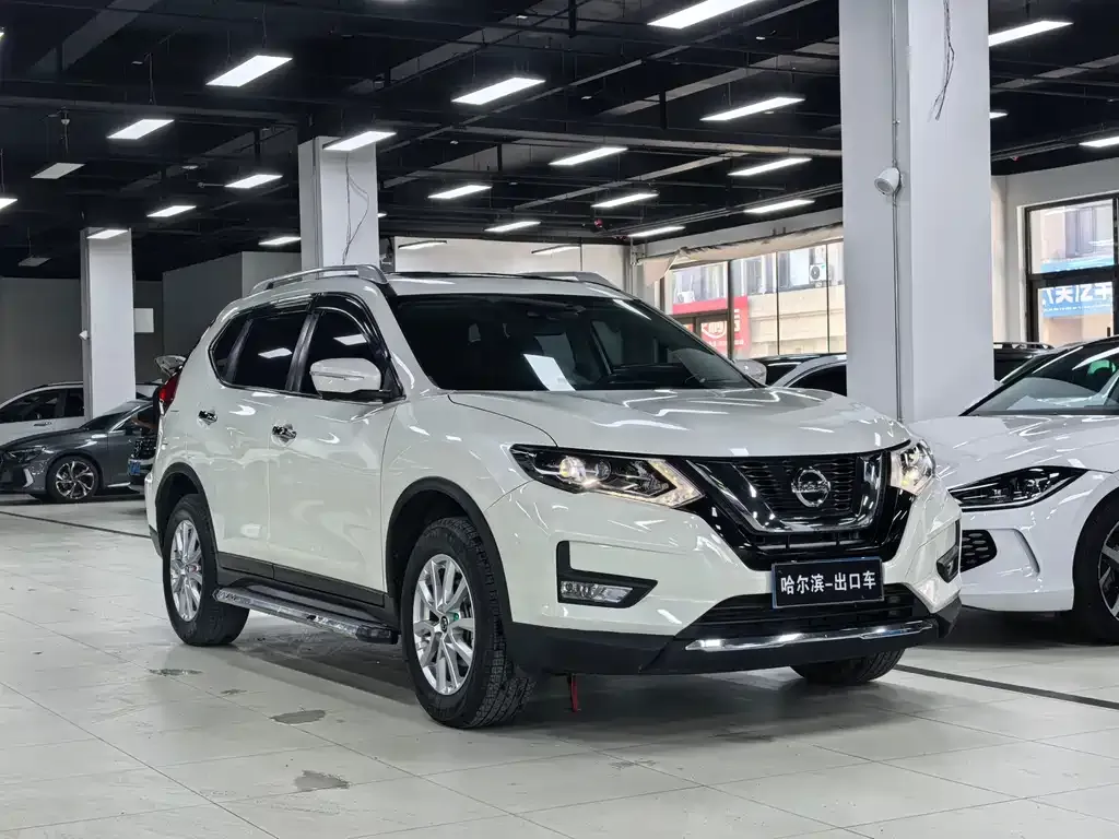 Nissan X-Trail — фото 8