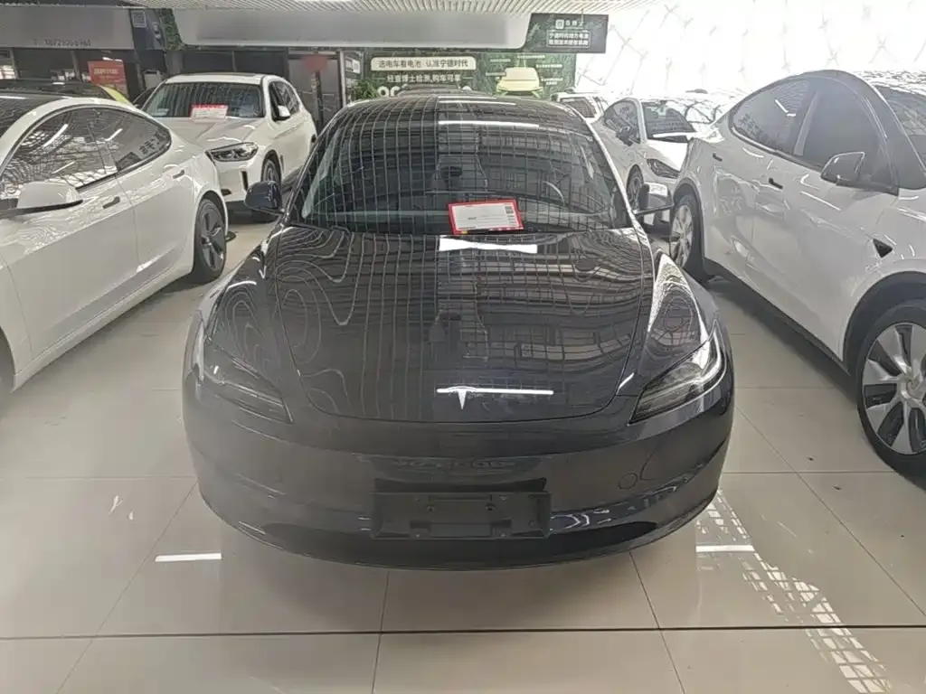 Tesla Model 3 — фото 3