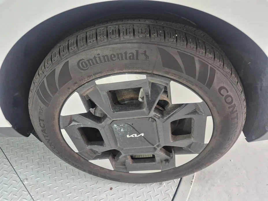 Kia Carnival — фото 10