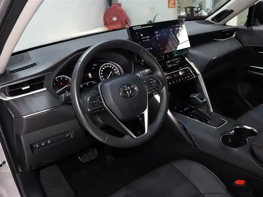 Toyota Venza 2023 из CN, фото 7
