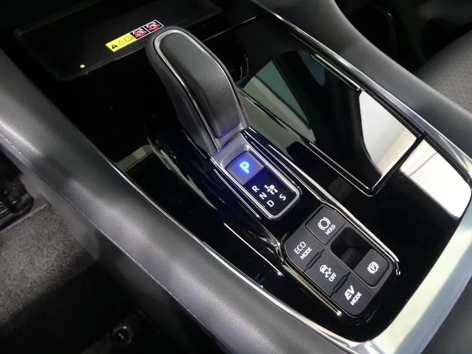 Toyota Alphard 2025 из KR, фото 10
