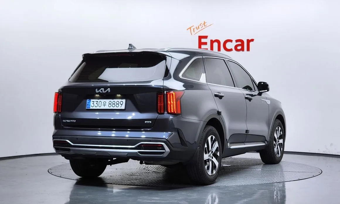 Kia Sorento 2023 из KR, фото 2