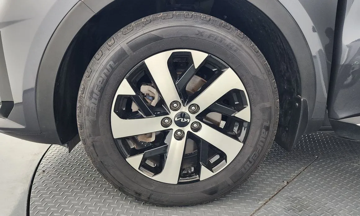 Kia Sorento 2023 из KR, фото 9