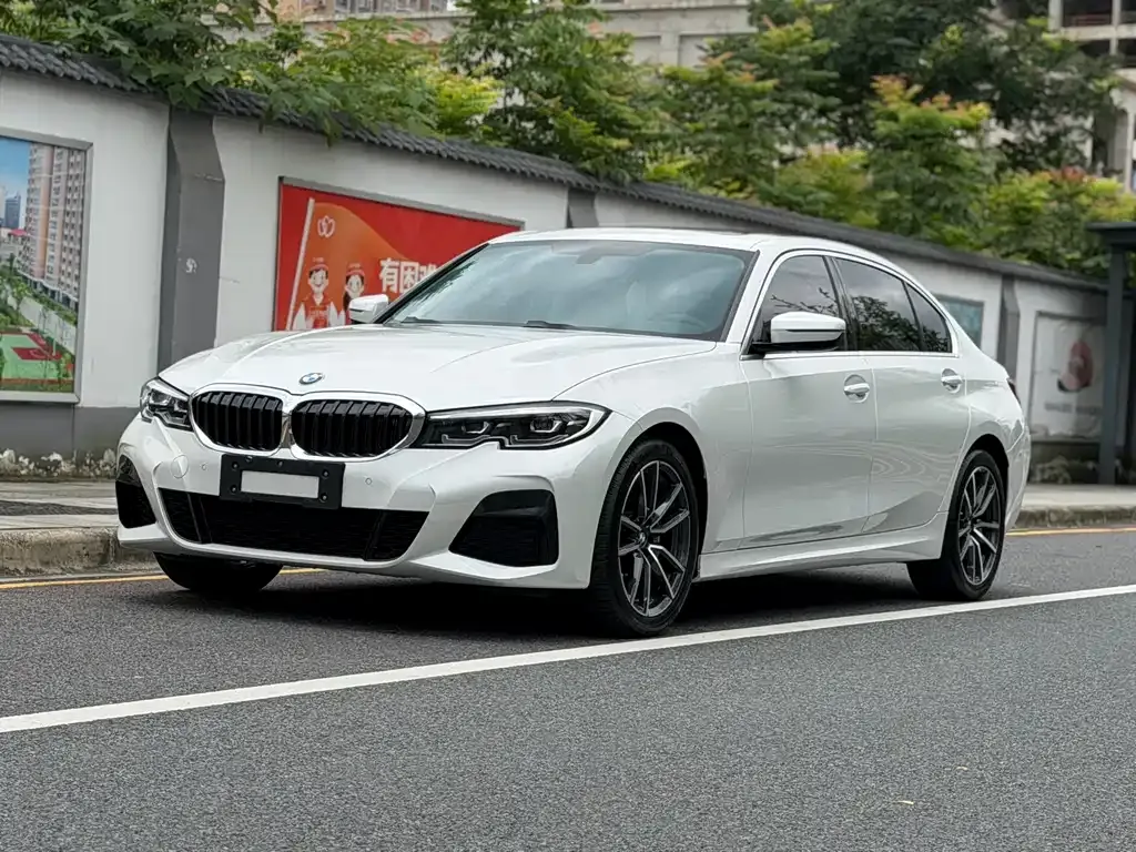 BMW 3 Series — фото 1