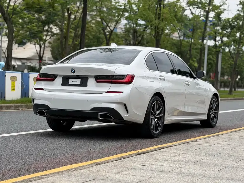 BMW 3 Series — фото 10