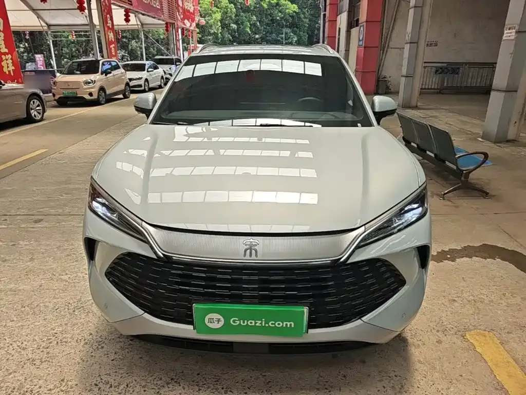 BYD L DM-i — фото 7