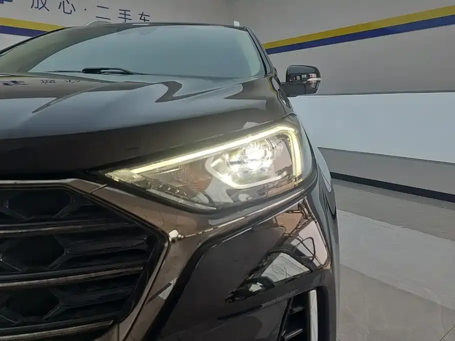 Ford Edge — фото 3