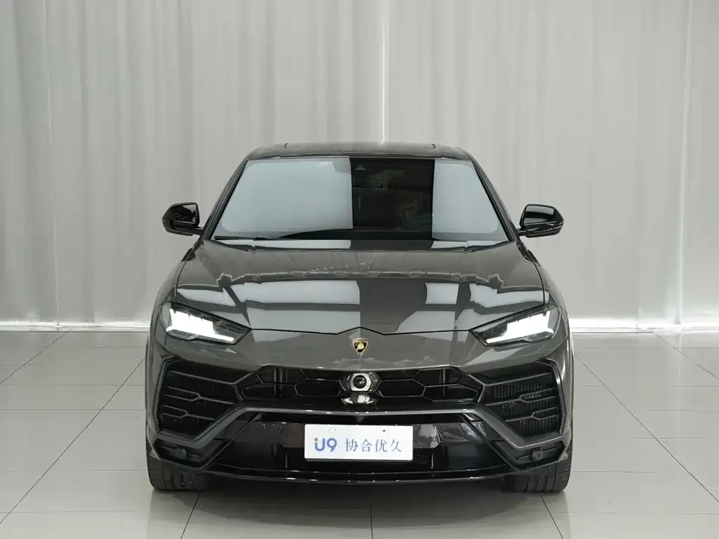 Lamborghini Urus — фото 2