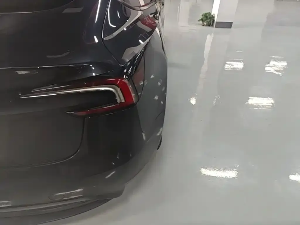 Tesla Model 3 — фото 6