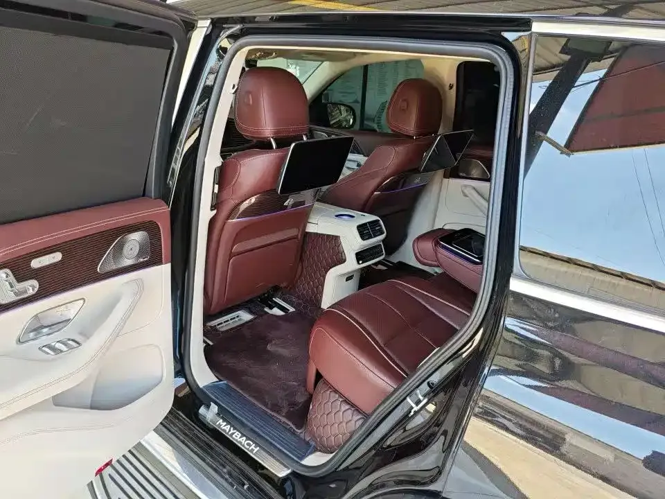 Mercedes-Benz GLS — фото 4