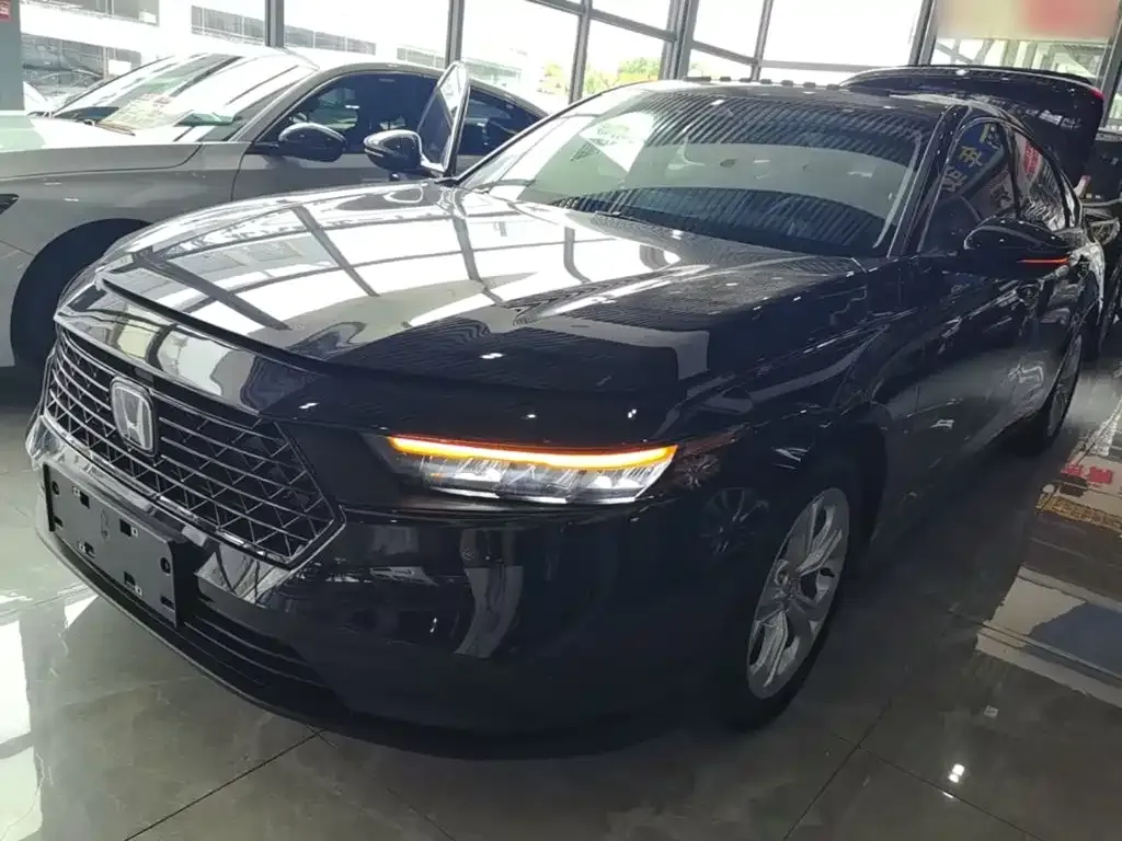 Honda Accord — фото 4