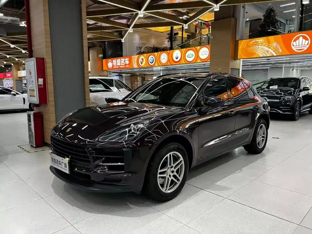Porsche Macan — фото 1