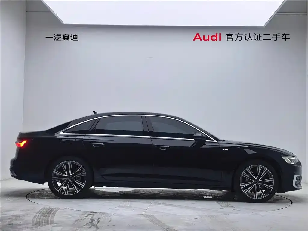 Audi A6L — фото 2