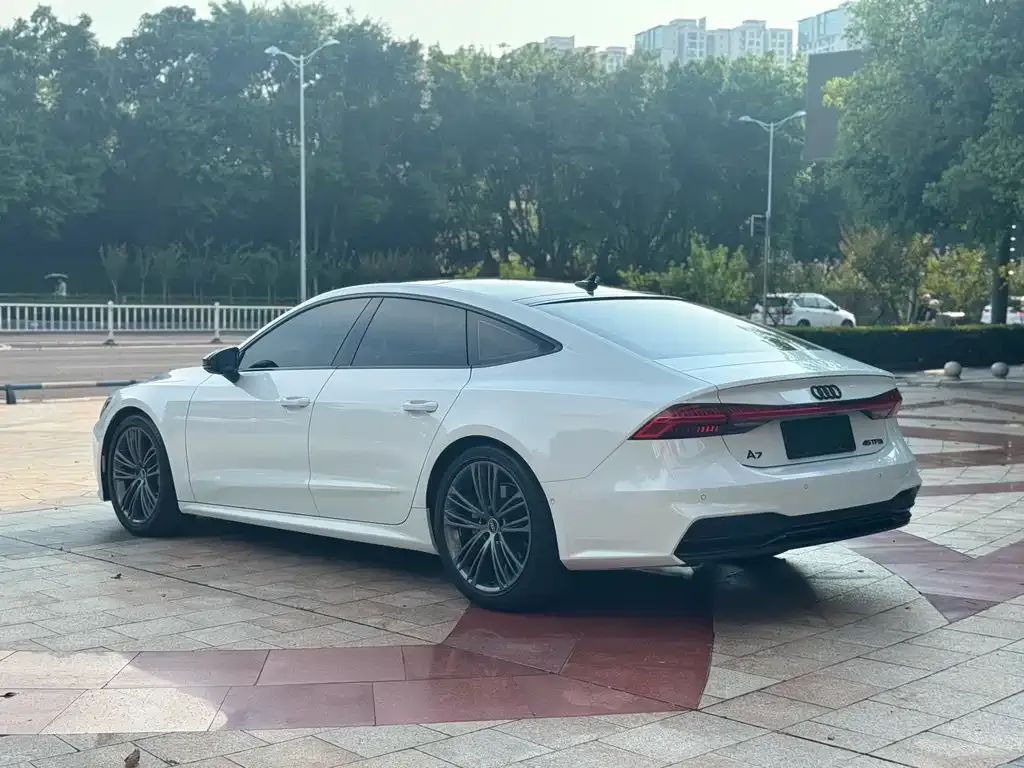Audi A7 — фото 4
