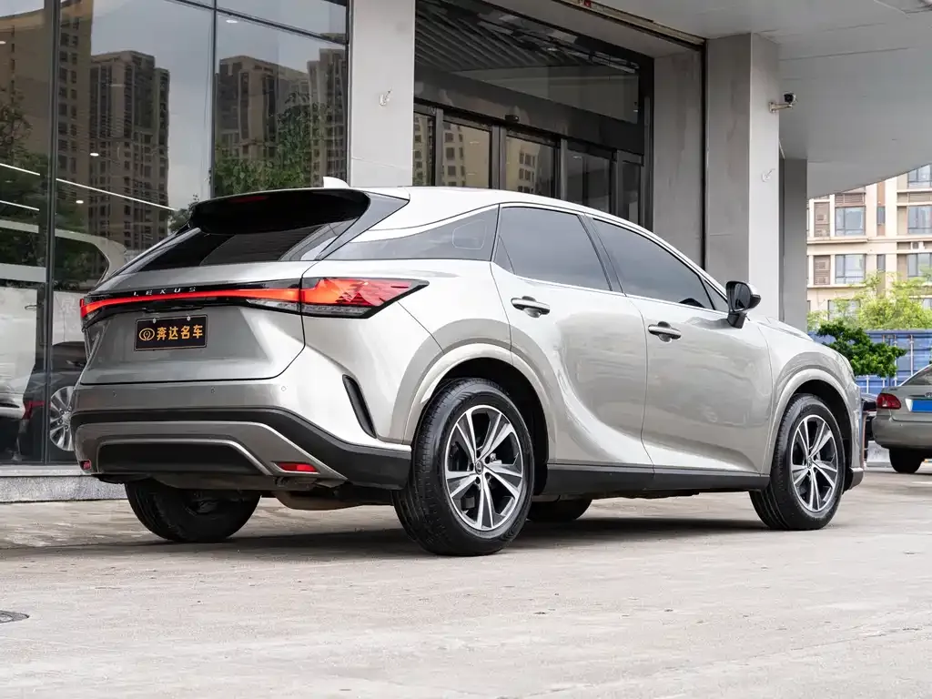 Lexus RX — фото 6