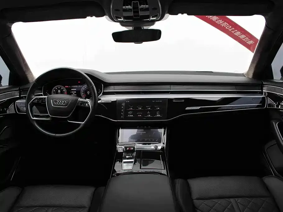 Audi A8 — фото 8