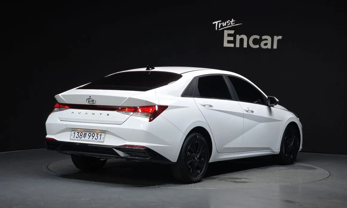 Hyundai AVANTE — фото 2