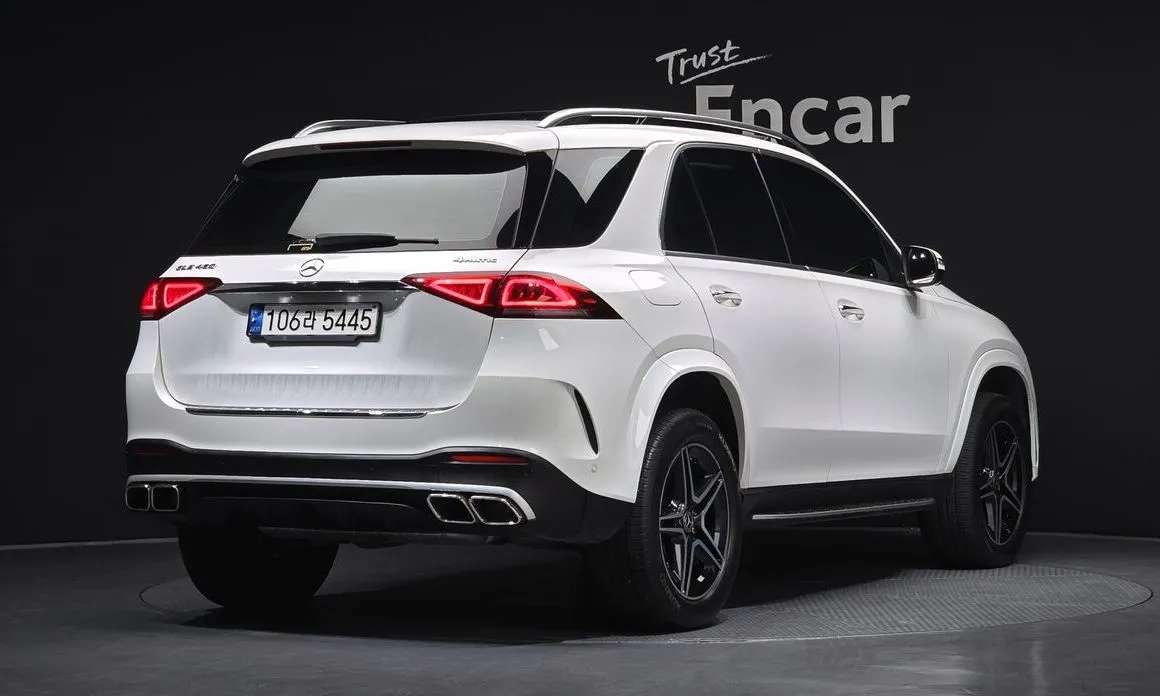 Mercedes-Benz GLE-Class — фото 7