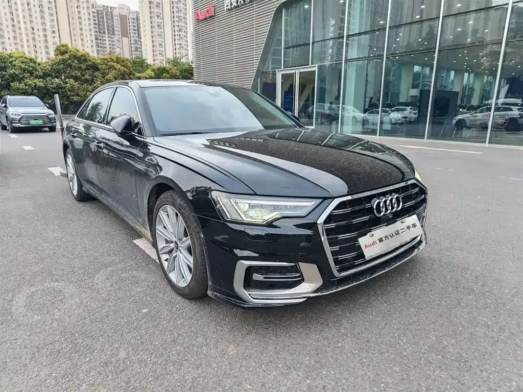 Audi A6L — фото 8