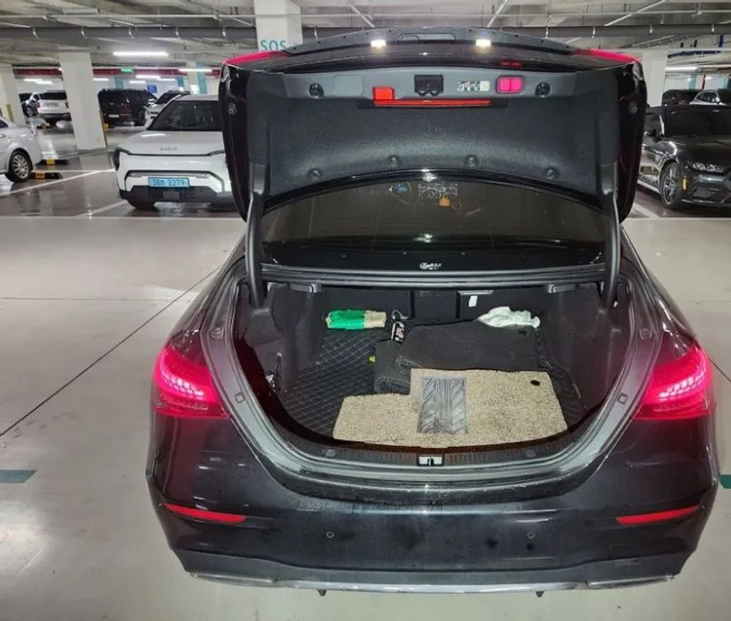 Mercedes-Benz E-Class 2023 из KR, фото 7