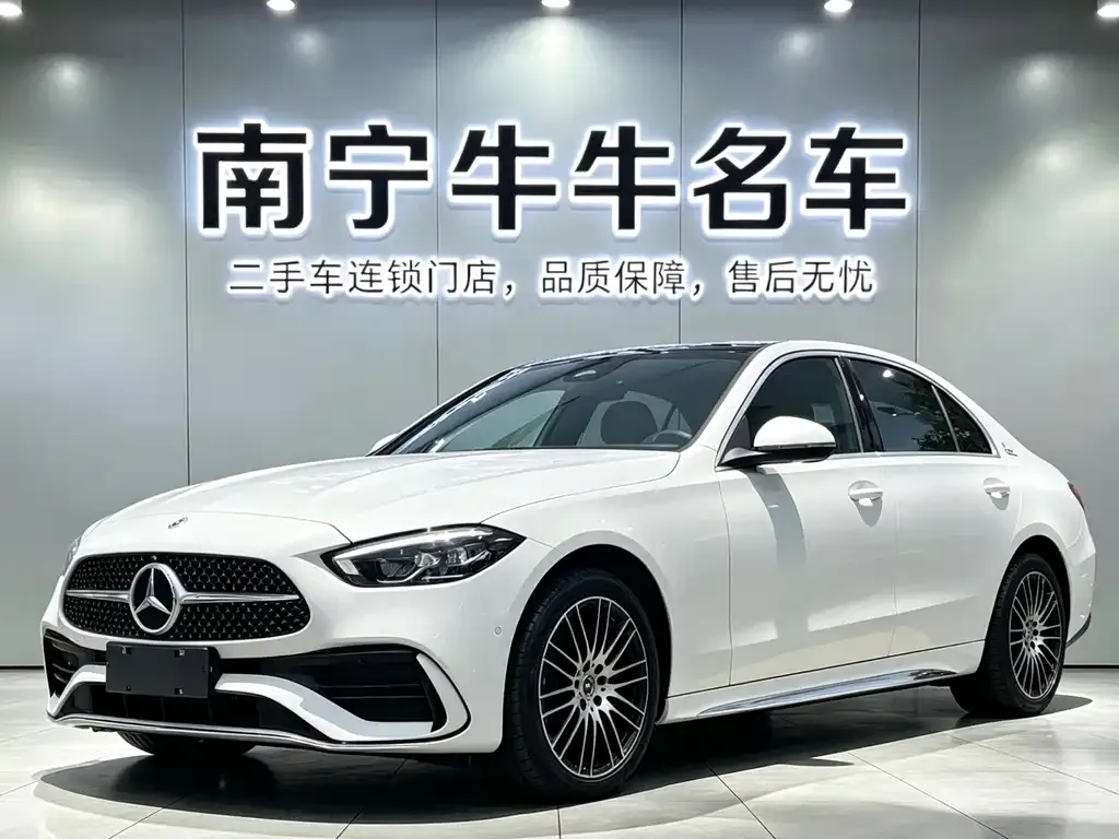 Mercedes-Benz C-Class — фото 1