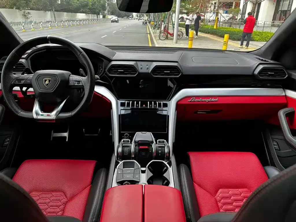 Lamborghini Urus 2021 из CN, фото 3