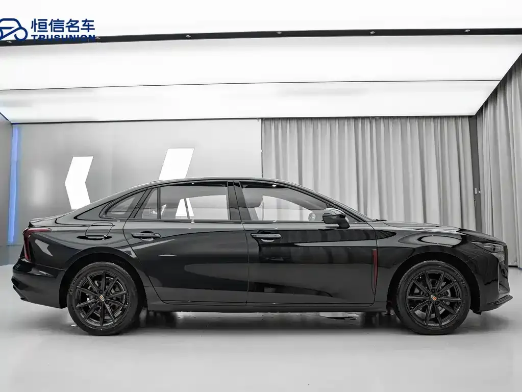 Hongqi H5 — фото 10