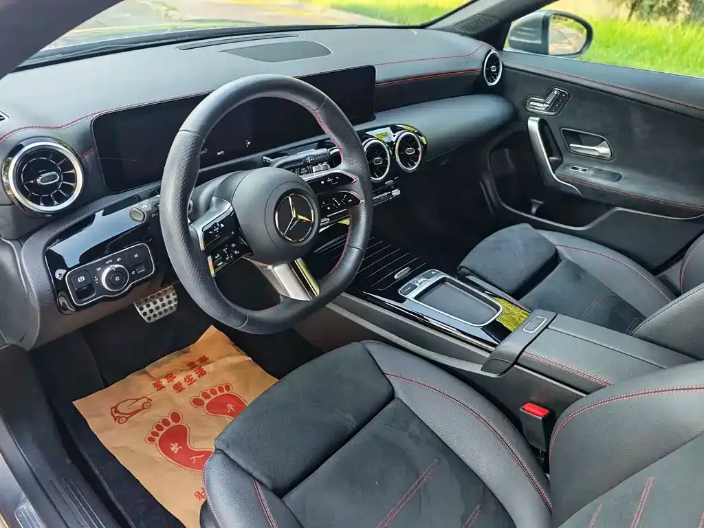 Mercedes-Benz CLA (Import) 2024 из CN, фото 2