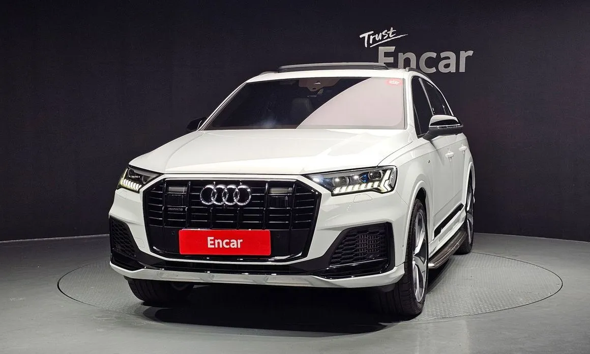 Audi Q7 2022 из KR, фото 6
