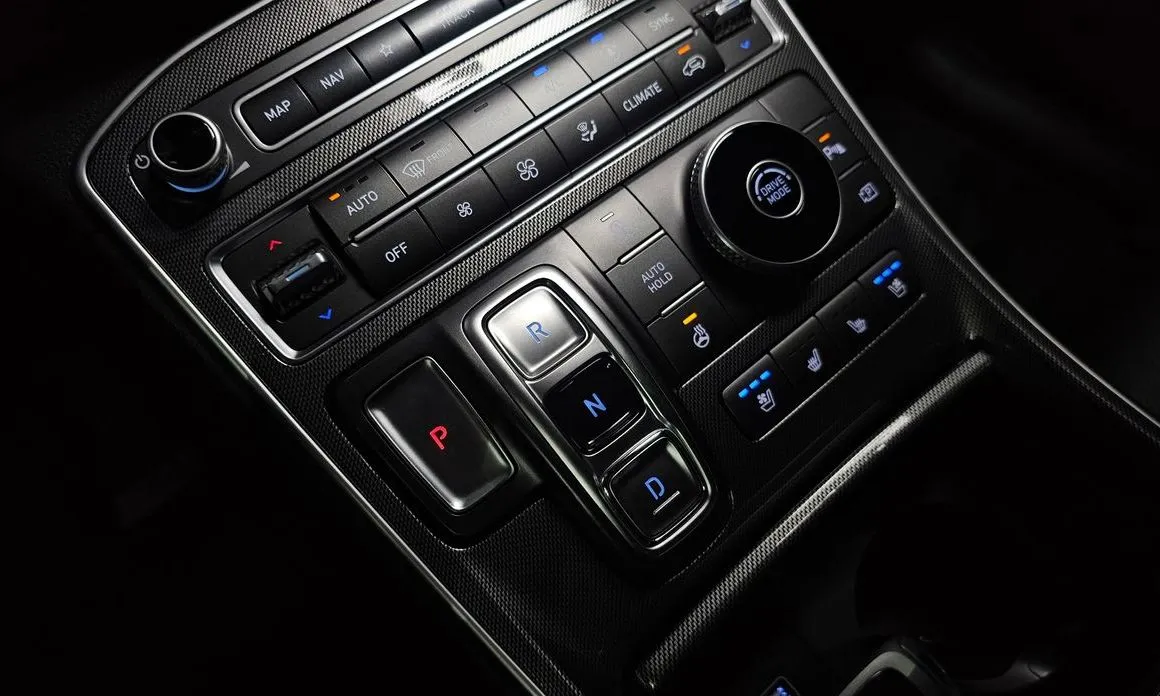 Hyundai Santafe — фото 8