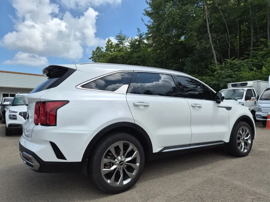 Kia Sorento — фото 3