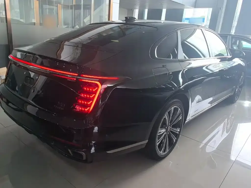 Hongqi H9 — фото 10