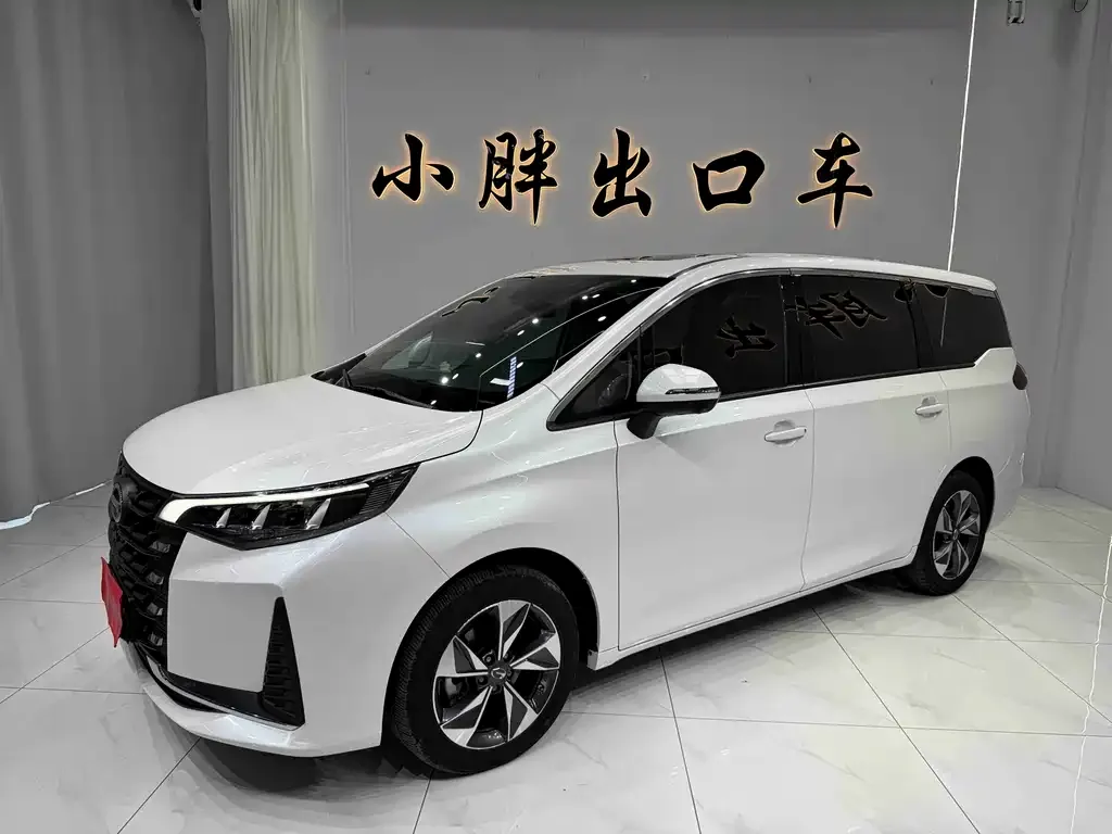 GAC Motor Trumpchi M6 — фото 1