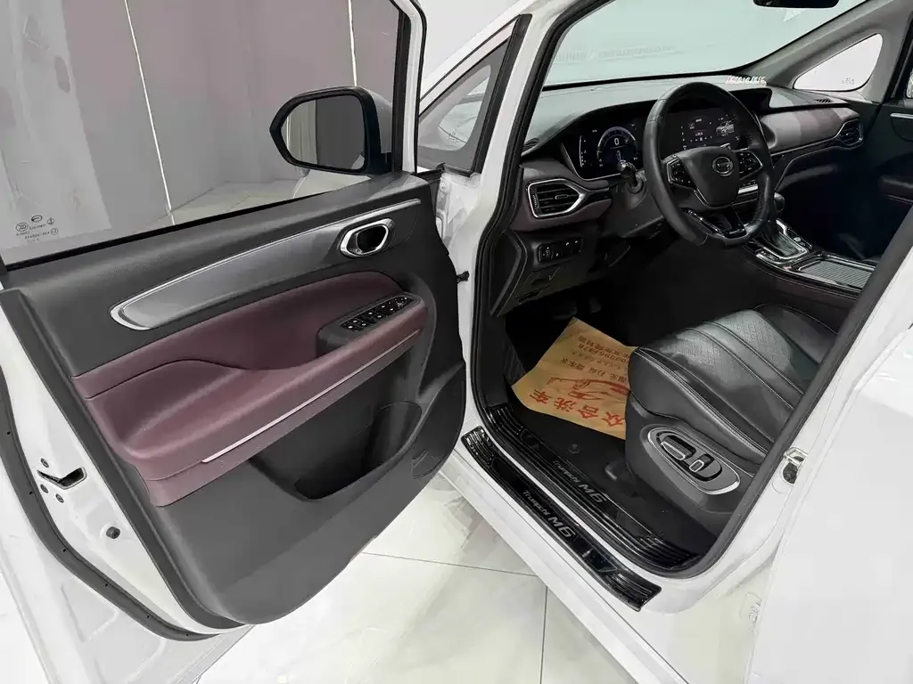 GAC Motor Trumpchi M6 — фото 4